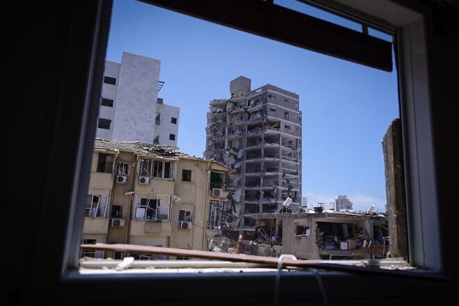 A view of damage in Bat Yam, in central Israel, caused by a ballistic missile fired from Iran, June 15, 2025. Photo by Avshalom Sassoni/Flash90.