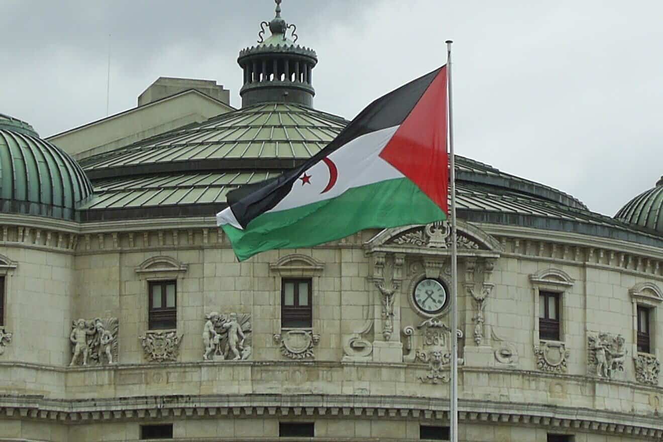Flag of the Sahrawi Arab Democratic Republic, created by the Polisario Front in 1976, in front of the Arriaga Theater in Bilbao, Spain, Feb. 27, 2004. Credit: Saharauiak via Creative Commons.