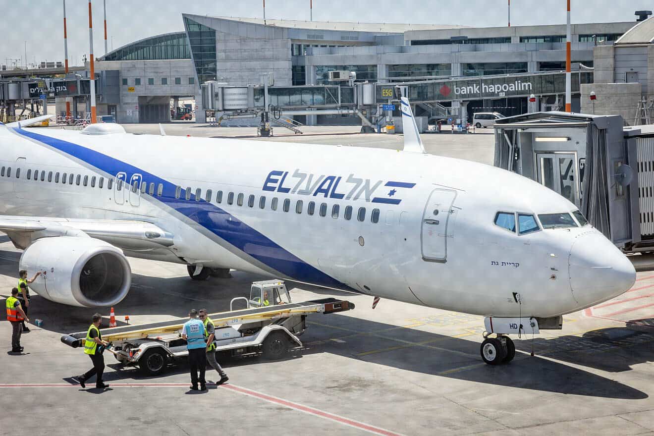 An EL AL flight at Ben Gurion International Airport, May 13, 2025. Photo by Nati Shohat/Flash90.