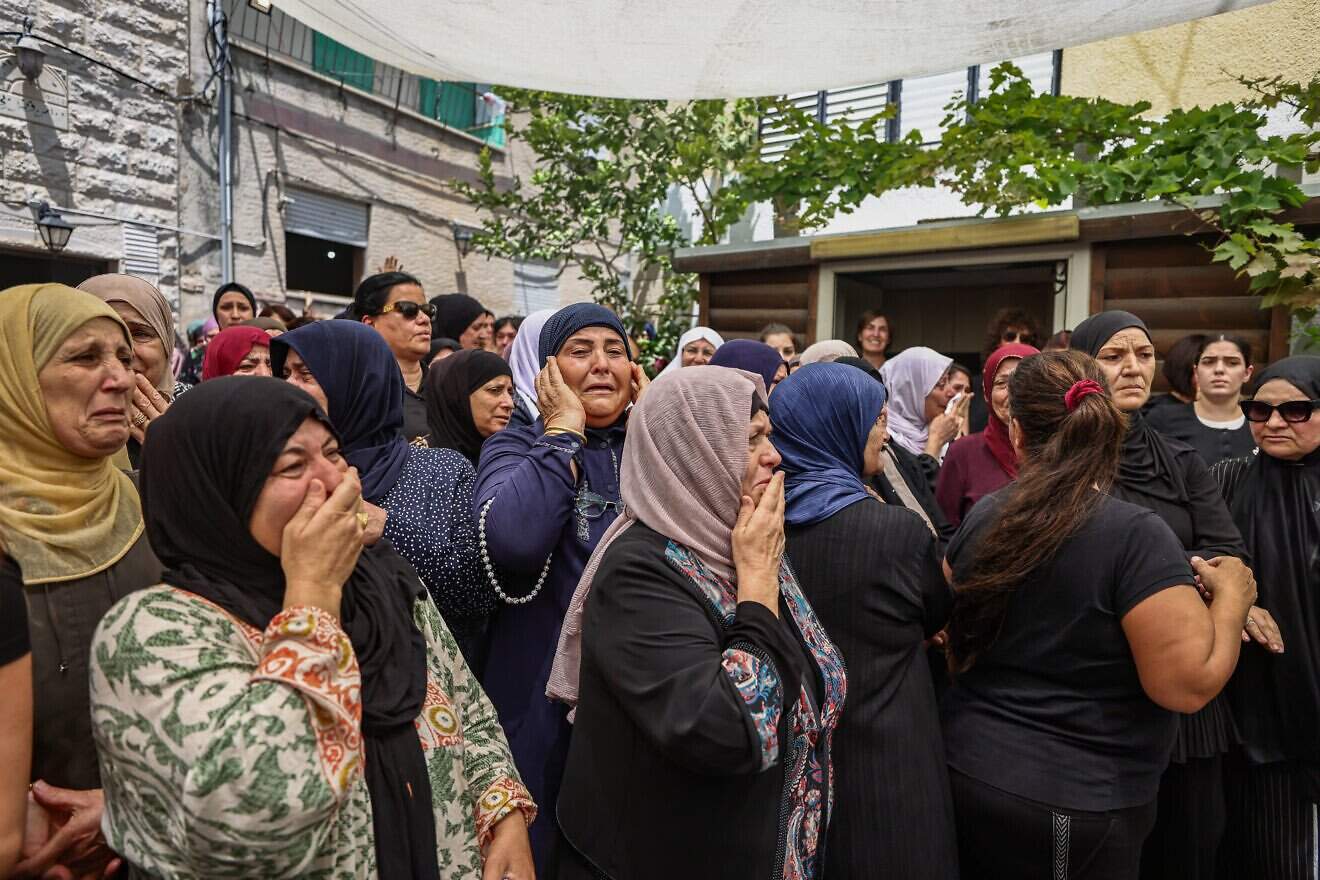 Mourners take part in the funeral of victims of an Iranian missile attack in the Arab Israeli city of Tamra, northern Israel, June 17, 2025. Photo by Jamal Awad/Flash90.