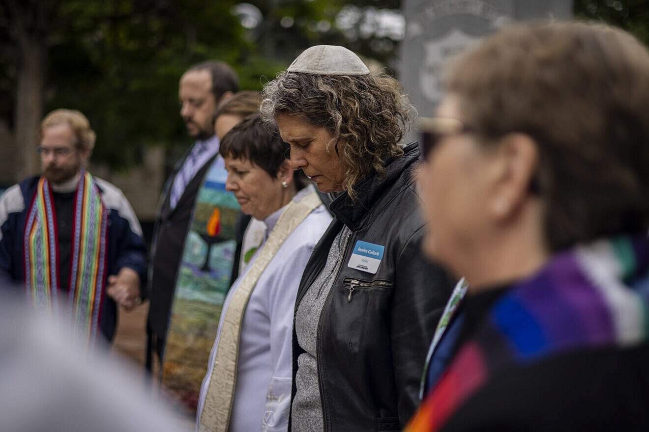 Noem Boulder terror suspects family held by ICE