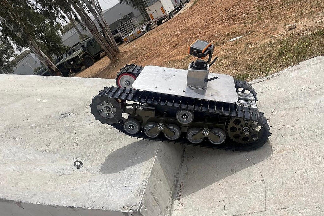 New Centipede Initiative robotics program to protect IDF soldiers