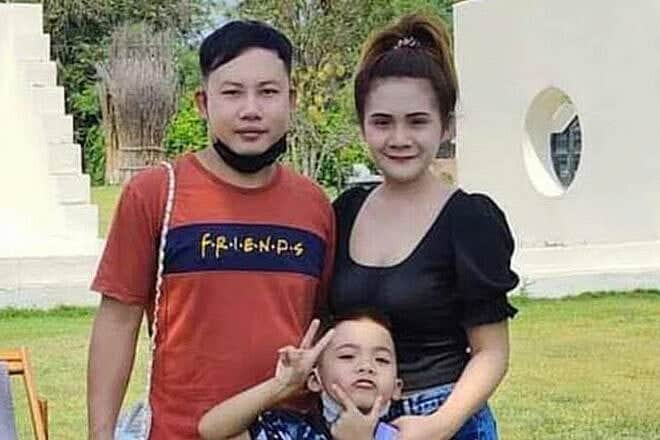 Nattapong Pinta with his family in Thailand. Credit: Hostages and Missing Families Forum.