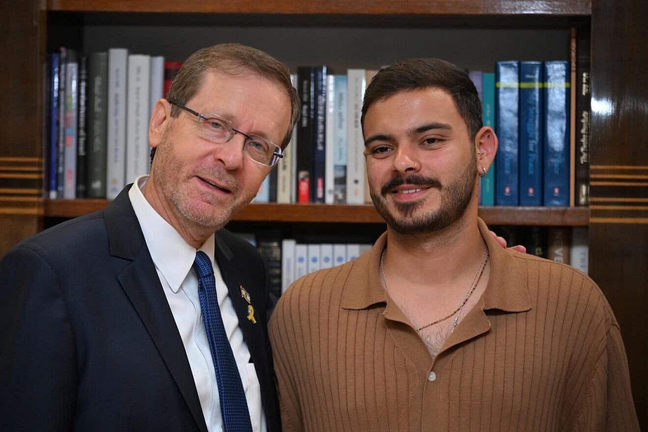 Israeli President Isaac Herzog meets with freed Hamas hostage Omer Wenkert, June 3, 2025. Photo by Haim Zach/GPO.