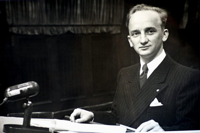 Prosecutor Benjamin Ferencz at the Einsatzgruppen Trial, which lasted from September 1947 until April 1948, in Nuremberg, Germany. Credit: U.S. Army/United States Holocaust Memorial Museum via Wikimedia Commons.