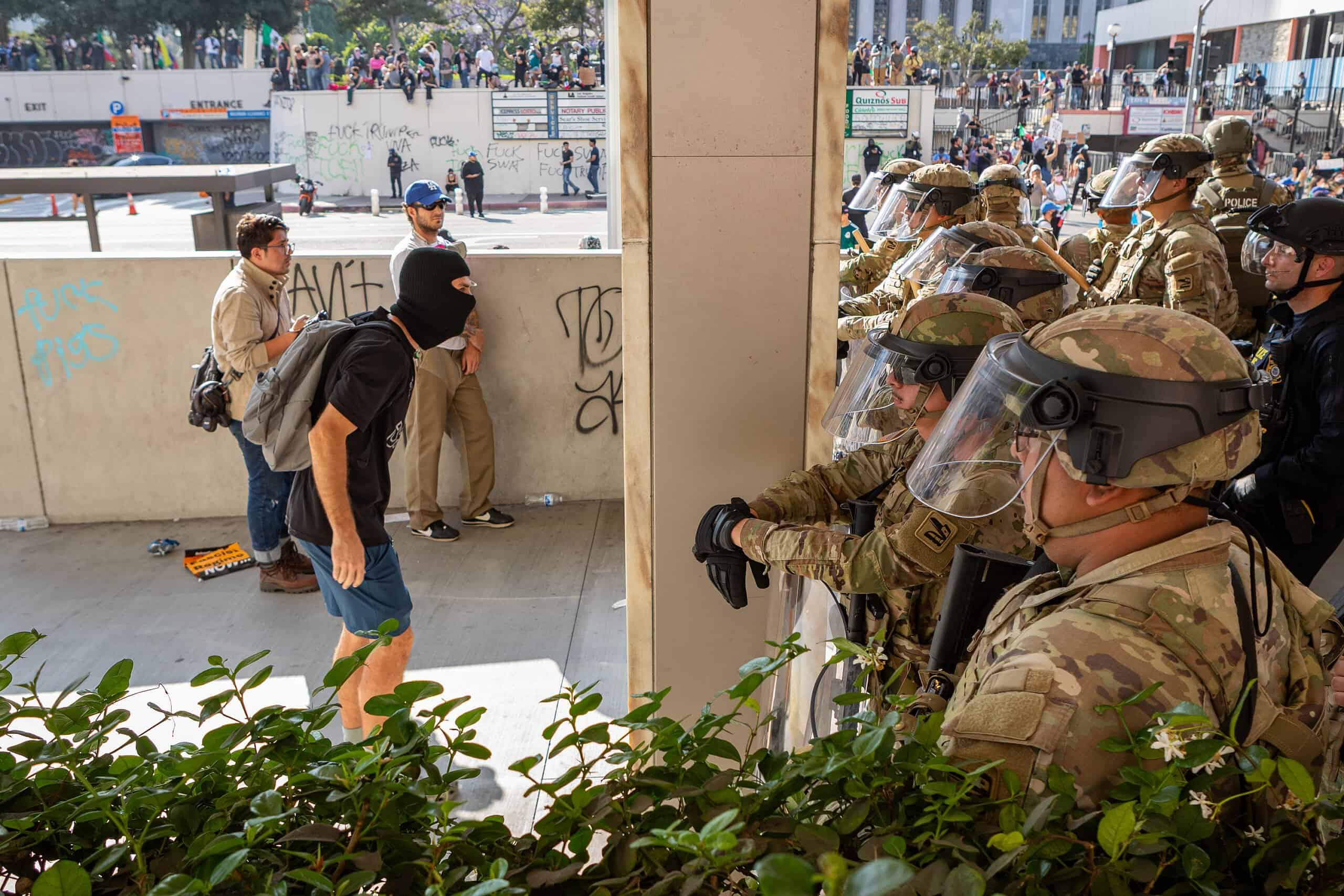 Los Angeles, Protesters, National Guard