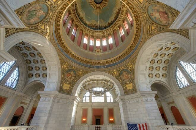 Third-floor view of the dome at the Rhode Island State House in Providence, R.I. Credit: 	Bestbudbrian via Wikimedia Commons.