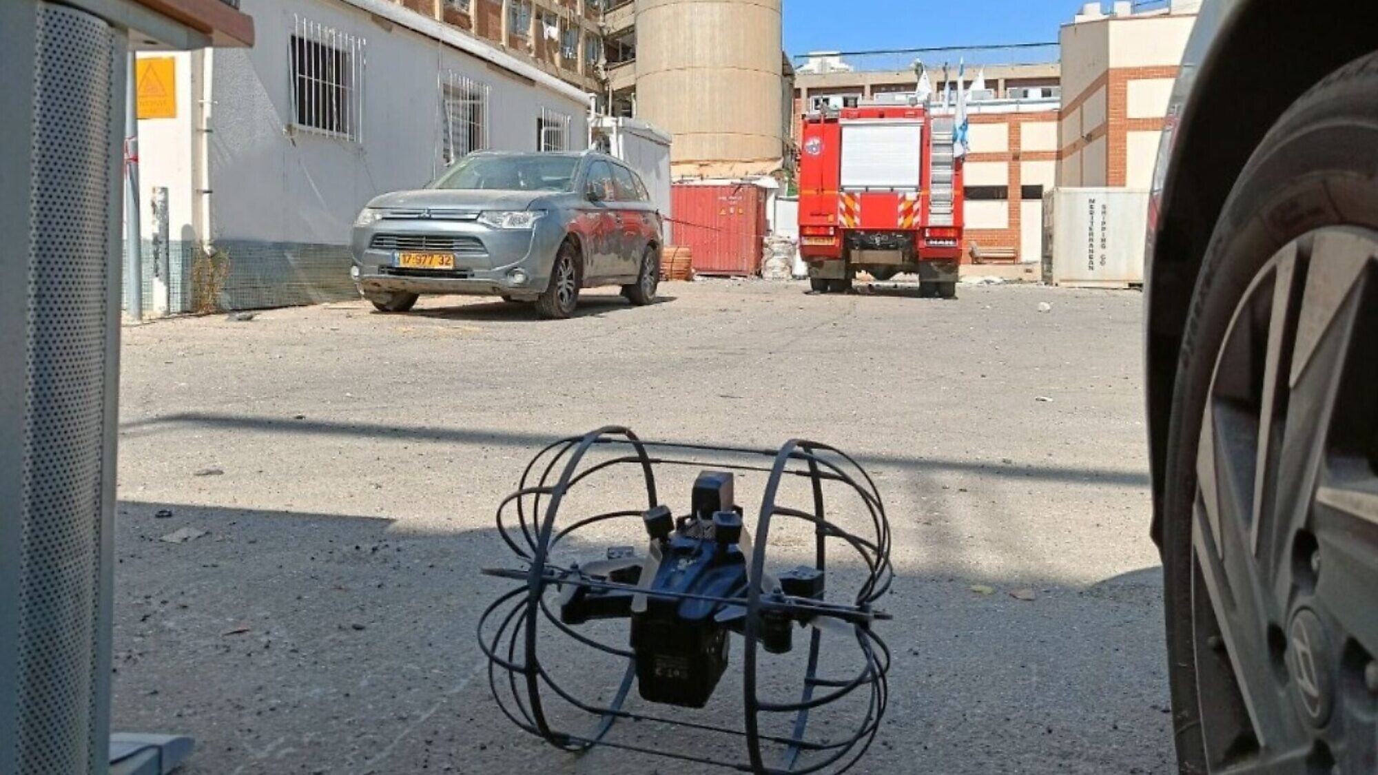 A Rooster drone rolls on the ground. Credit: Courtesy of Robotican Ltd.