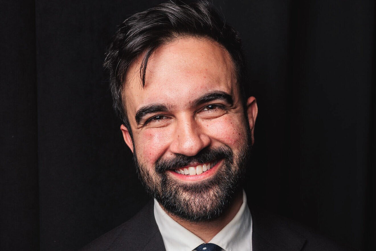 State assemblyman Zohran Mamdani (D-N.Y.) at the Caveat comedy club in New York City on May 25, 2025. Credit: Dmitryshein via Wikimedia Commons.