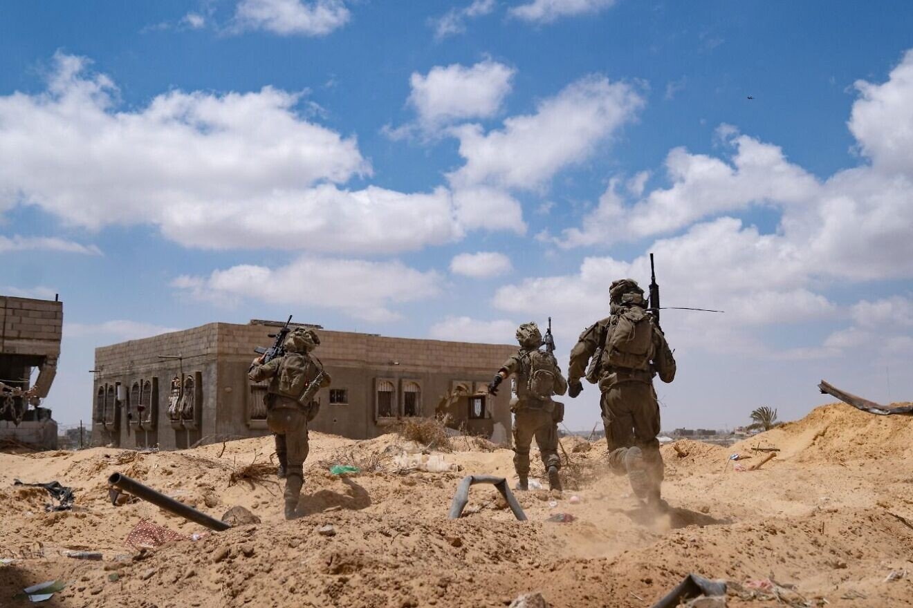 IDF dismantles 130 terror sites near Gazas Khan Yunis