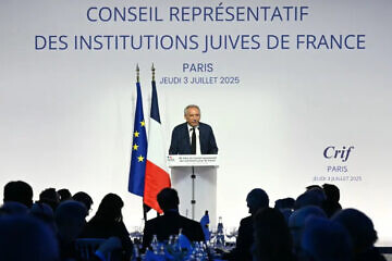 French Prime Minister François Bayrou addresses the annual dinner of Crif, the Representative Council of French Jewish Institutions, in Paris, July 3, 2025. Credit: European Jewish Press.