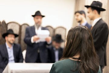 A woman in a rabbinical court in Israel. Photo by Laura Ben David/Jewish Life Photo Bank.