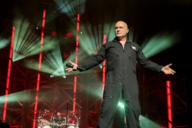 Singer David Draiman of Disturbed performs at the MGM Grand Garden Arena in Las Vegas on May 17, 2025. Photo by Ethan Miller/Getty Images.