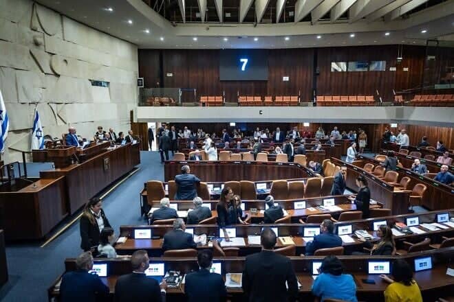 A plenum session at the Knesset, Jerusalem, July 9, 2025. Photo by Yonatan Sindel/Flash90.