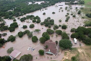 Search-and-rescue operations continued for missing persons after the Texas Hill Country, a region spanning the central and southern parts of the state, became inundated after torrential rain, causing the Guadalupe River to rise as much as 30 feet in some places, July 5, 2025. Credit: U.S. Coast Guard via Wikimedia Commons.