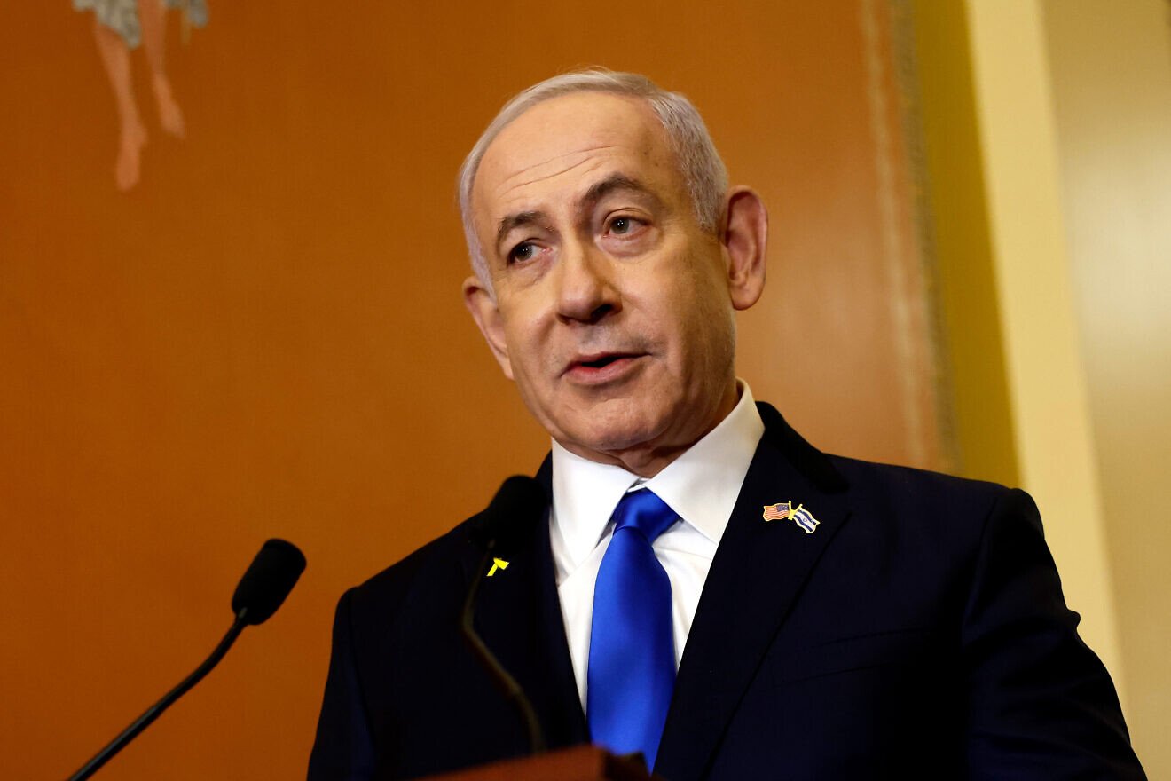 Netanyahu lands in DC for meeting with Trump at White House