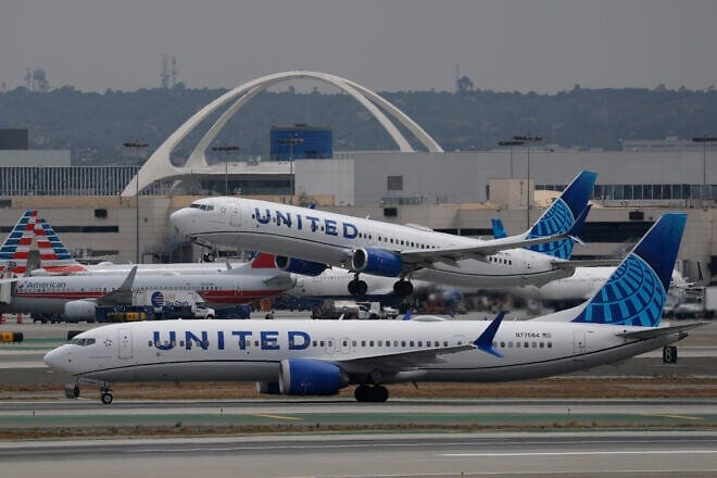 A United Airlines plane takes off from Los Angeles International Airport in California on May 29, 2025. Photo by Justin Sullivan/Getty Images.