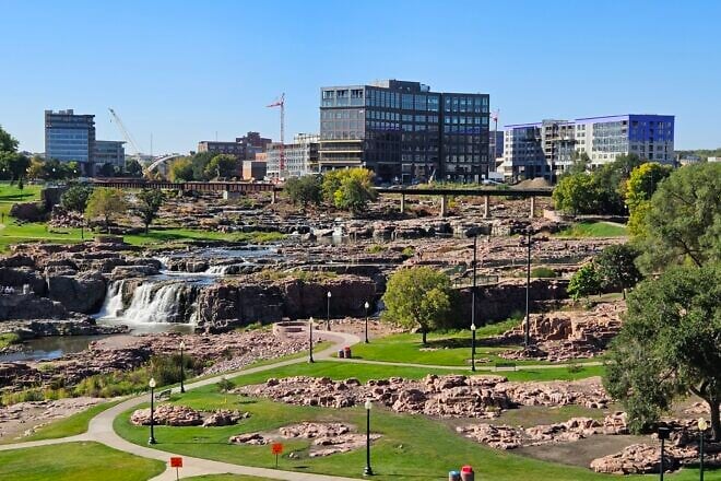 Downtown Sioux Falls, S.D. Credit: 	Maxpower2727 via Wikimedia Commons.