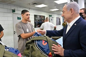 Israeli Prime Minister Benjamin Netanyahu visits new IDF recruits at Tel Hashomer induction base, on Aug. 5, 2025. Photo by Kobi Gideon/GPO.