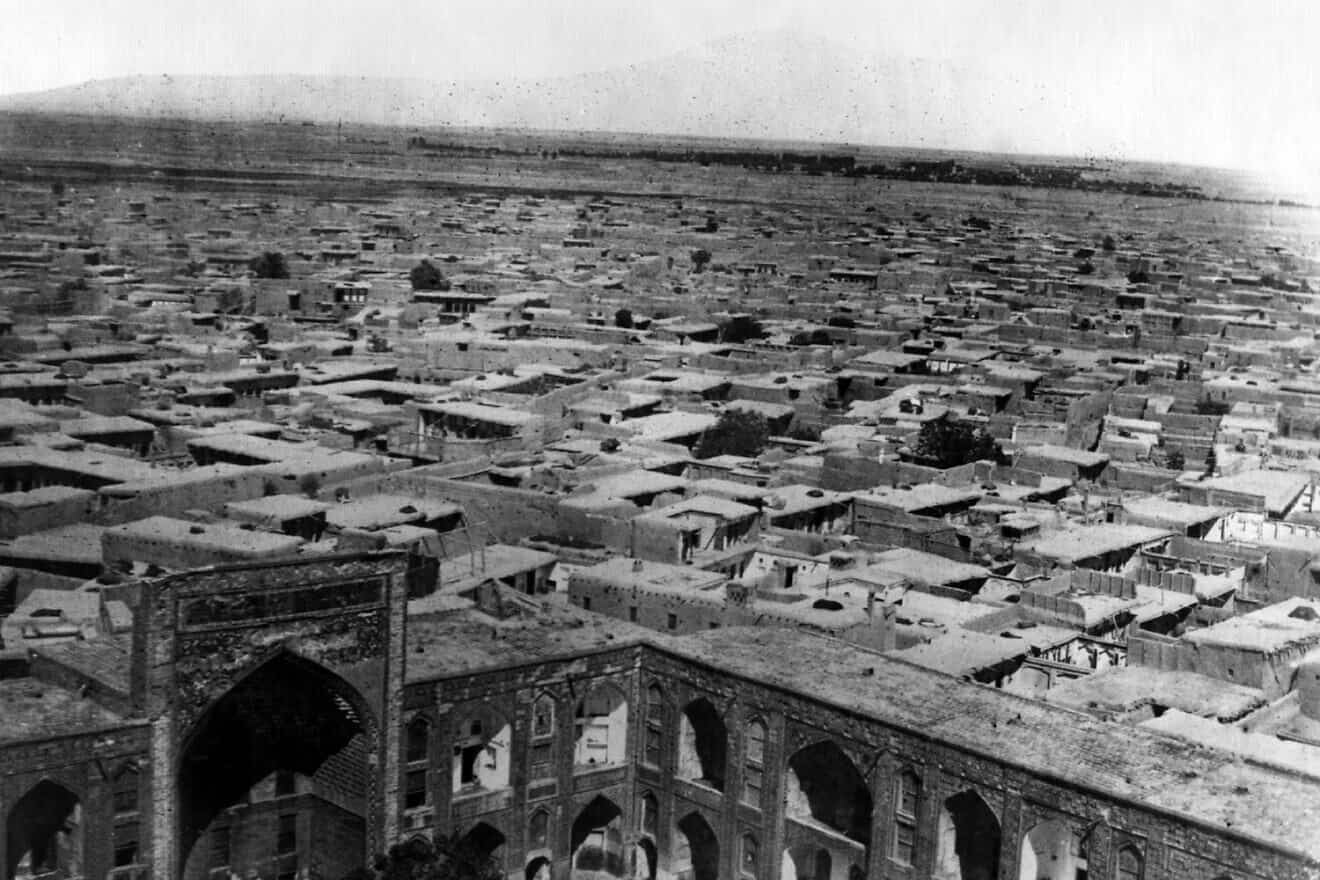 15-minute film uncovers the secret life of Mashhadi Jews - JNS.org