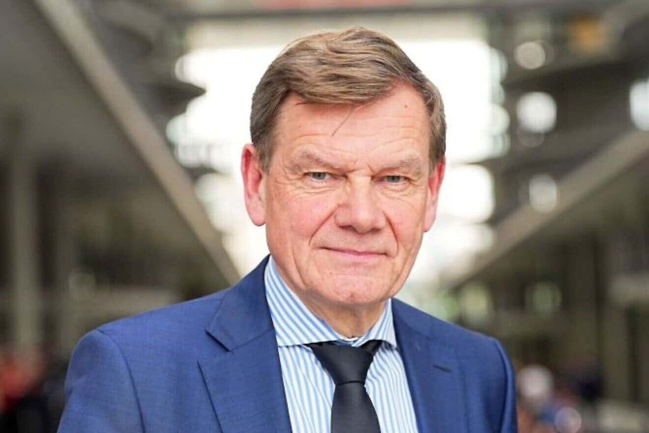 German FM Im ashamed that Jews fear to speak Hebrew in my country