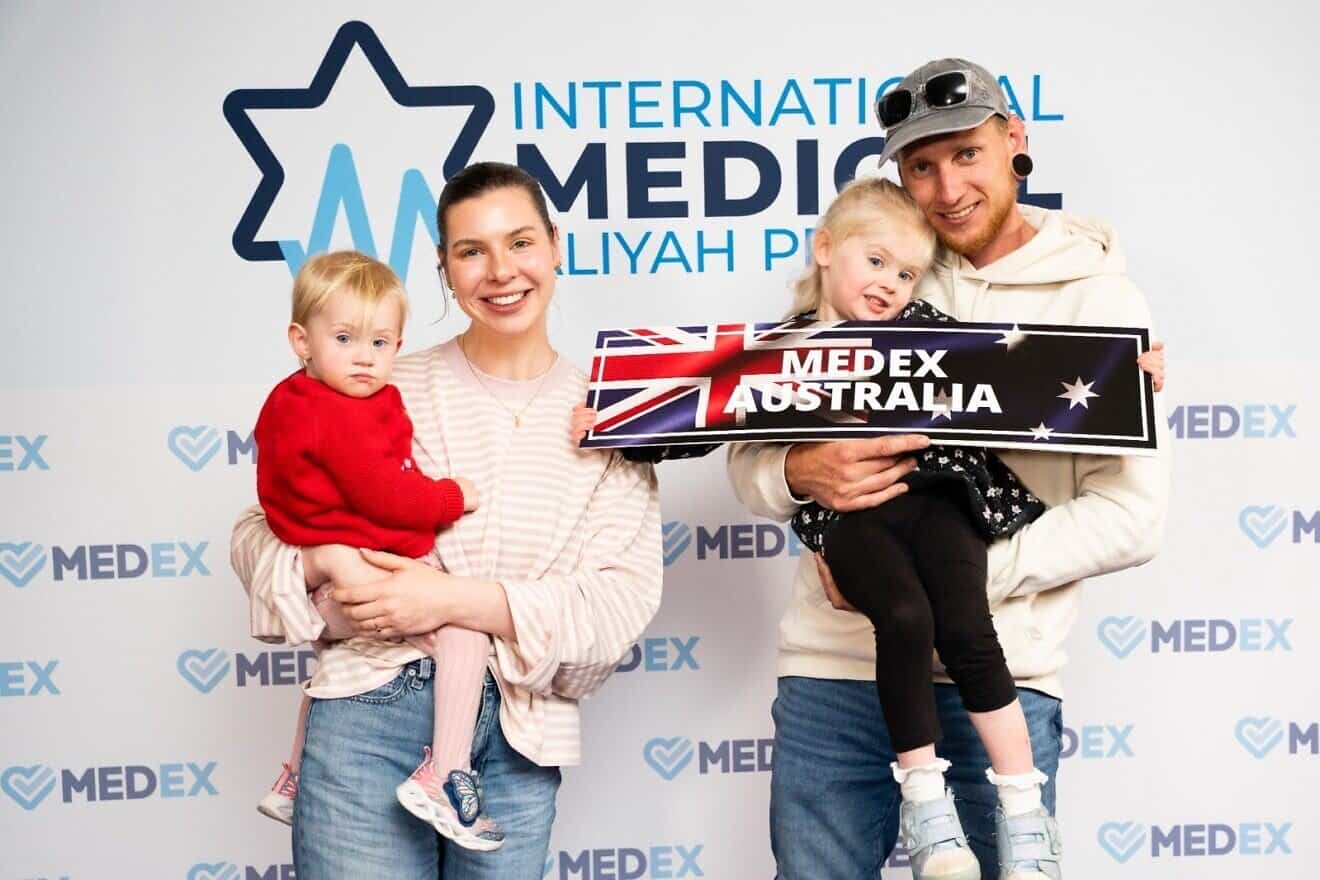 100 Australian doctors prepare to immigrate to Israel - JNS.org