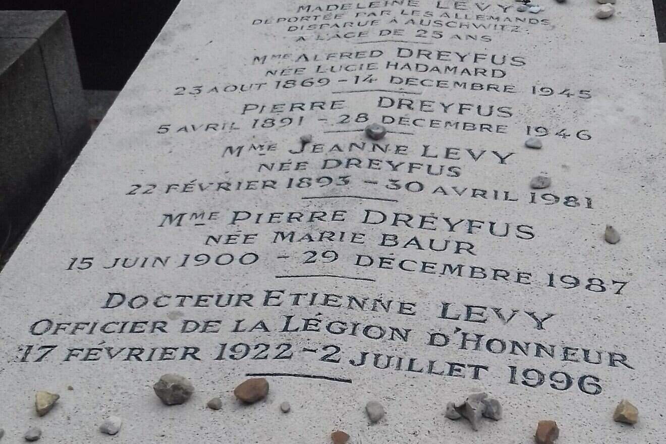Dreyfus posthumously promoted 130 years after being wrongly accused of treason in France