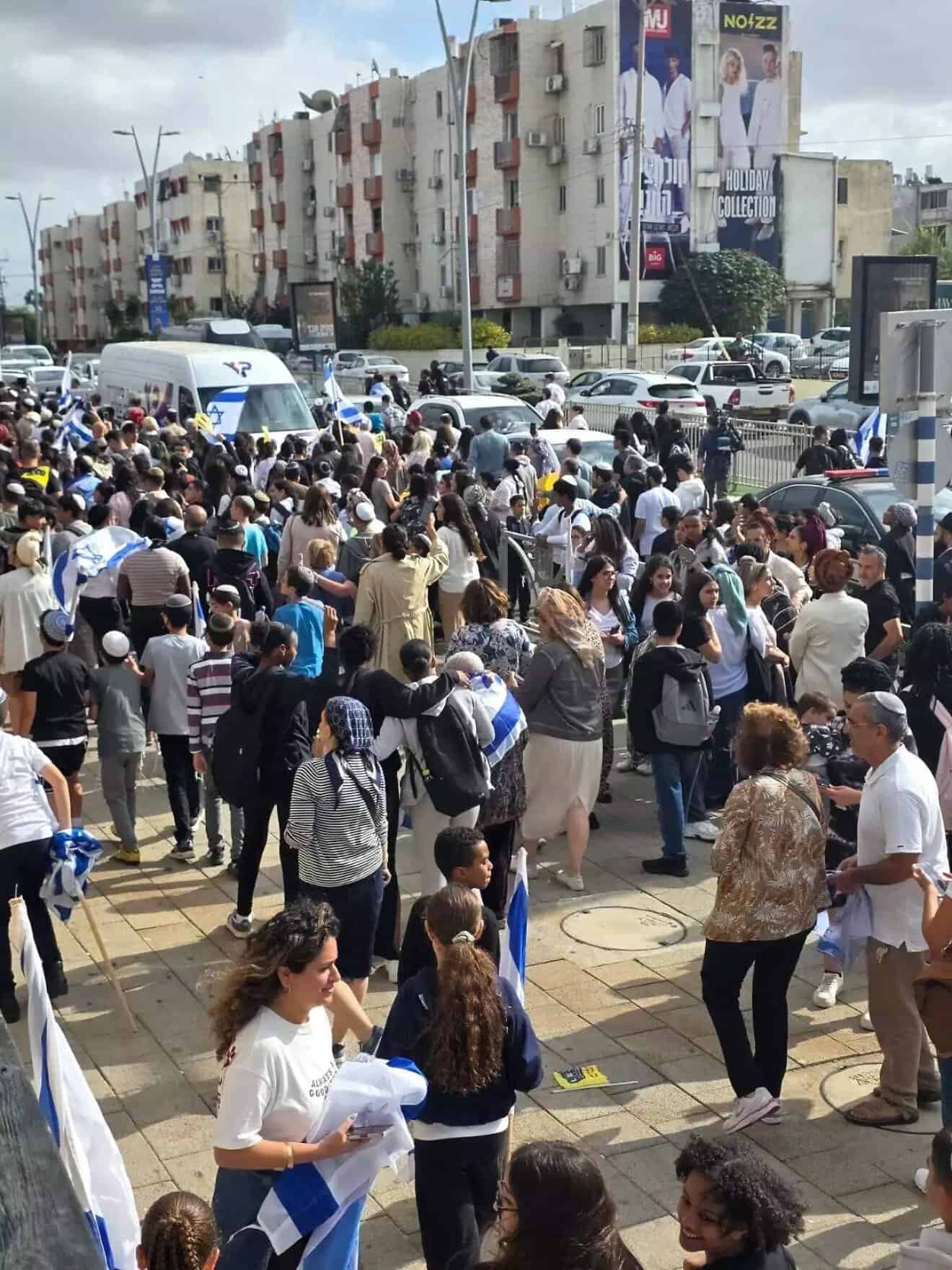 Hostage survivor Yosef-Chaim Ohana returns home after two years