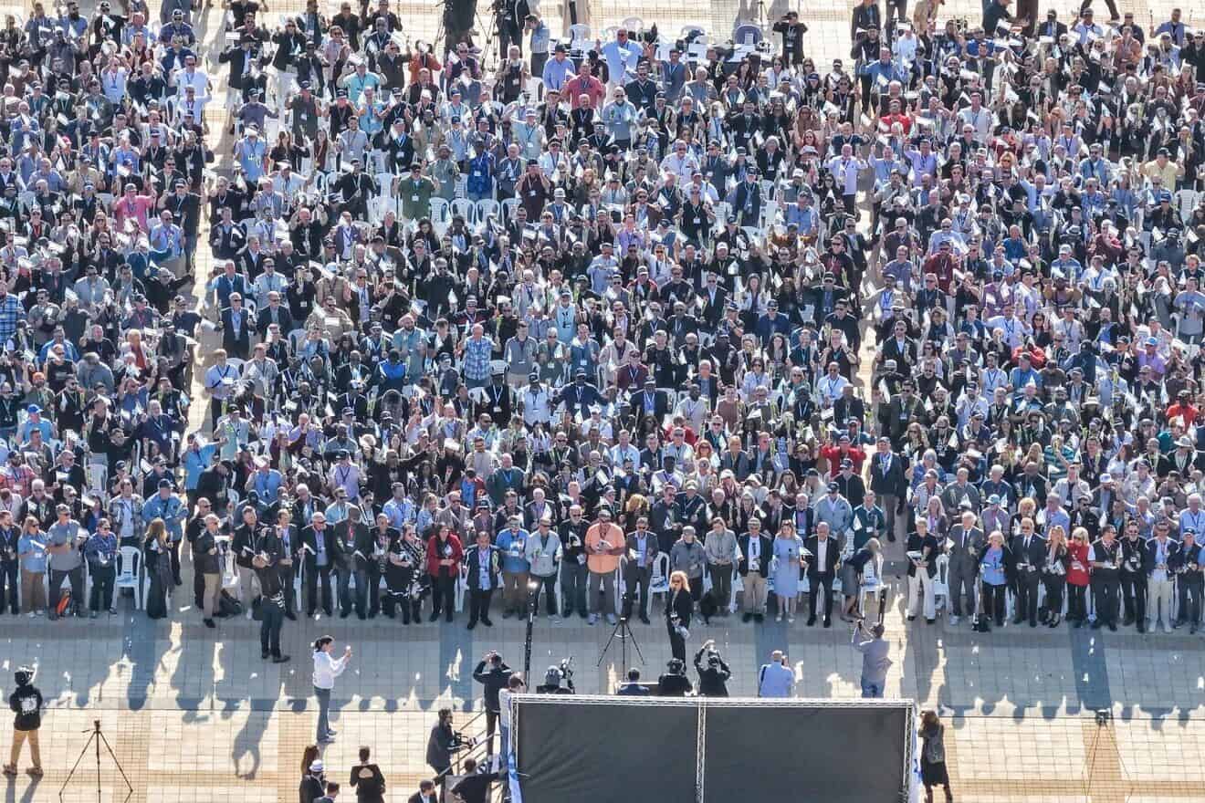 Evangelical pastors honor freed hostages at Nova site - JNS.org