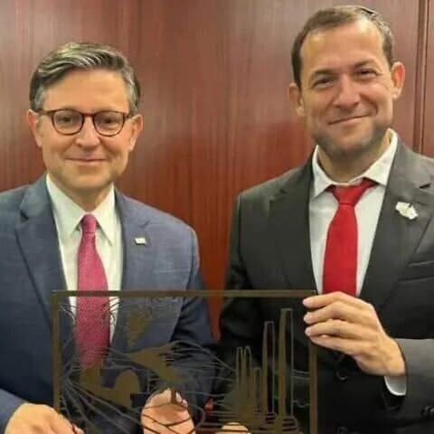 U.S. House Speaker Mike Johnson (left) meeting with Samaria Regional Council head Yossi Dagan, December 2025. Credit: Samaria Regional Council.
