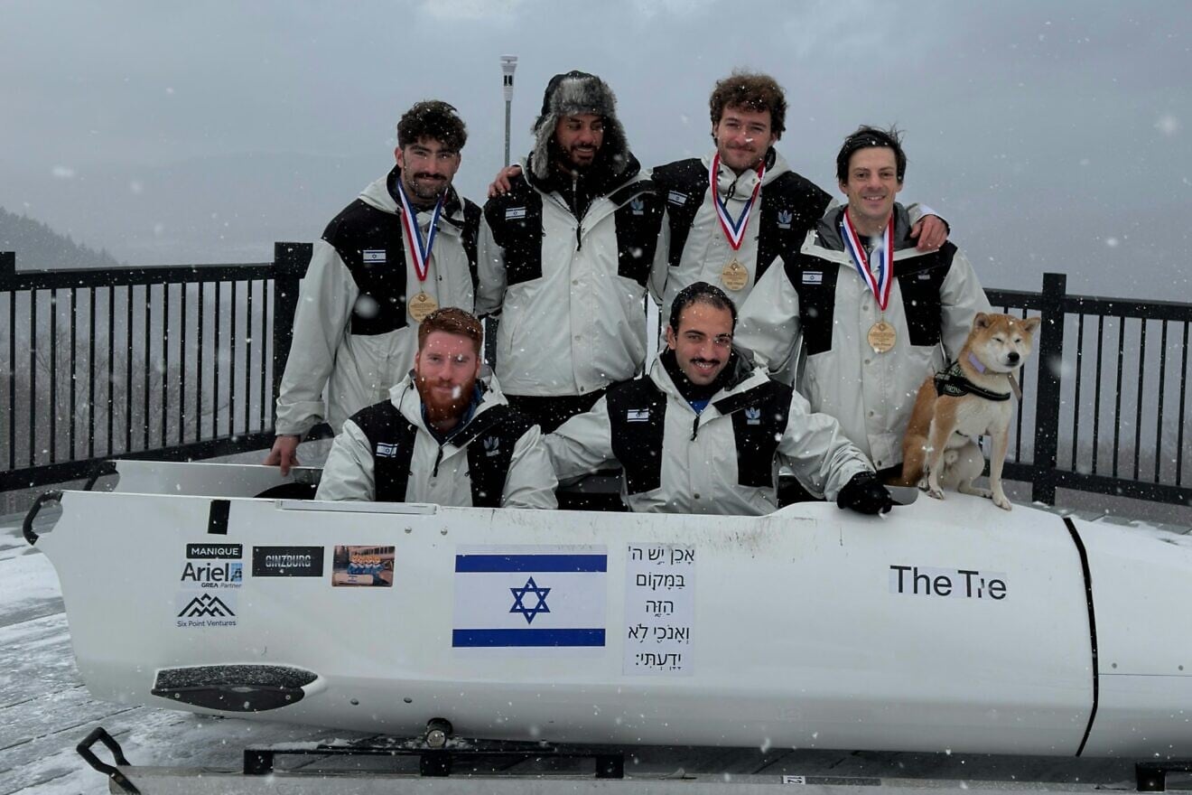 Israeli bobsled team robbed of thousands of dollars of stuff passports
