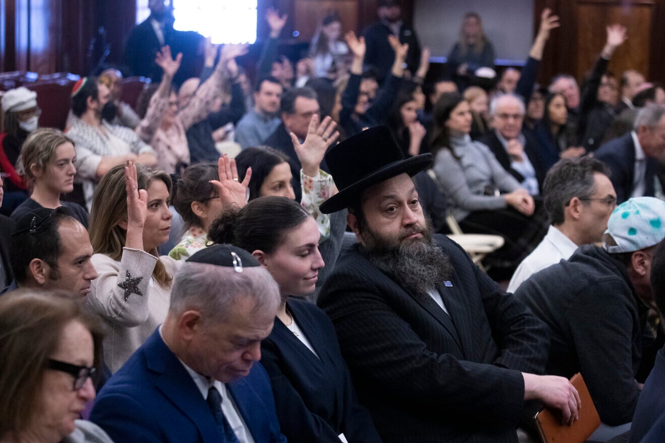 At unusually crowded nearly 10-hour hearing NYC Council debates synagogue buffer bill