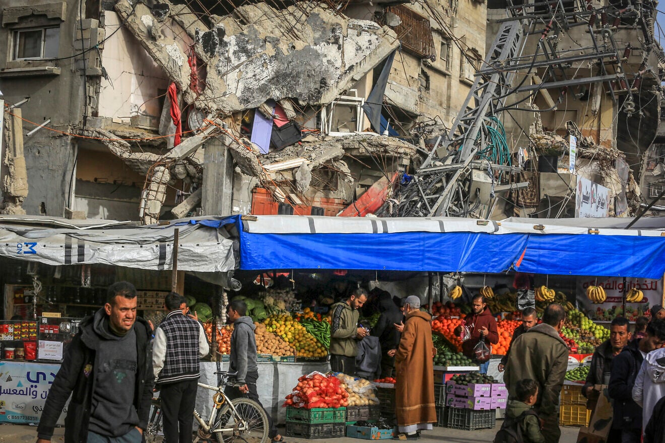 Palestinians shop at a market in Khan Yunis, in the southern Gaza Strip, Jan. 30, 2026. Photo by Abed Rahim Khatib/Flash90. Palestinians shop at a market in Khan Yunis, in the southern Gaza Strip, Jan. 30, 2026. Photo by Abed Rahim Khatib/Flash90.
