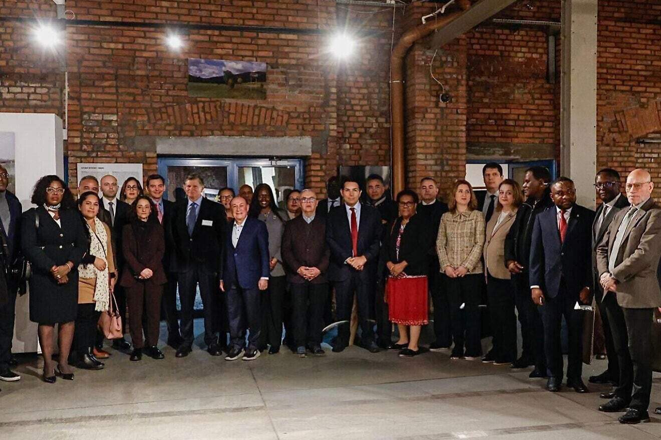 Israeli UN envoy leads colleagues on tour of Auschwitz Israel