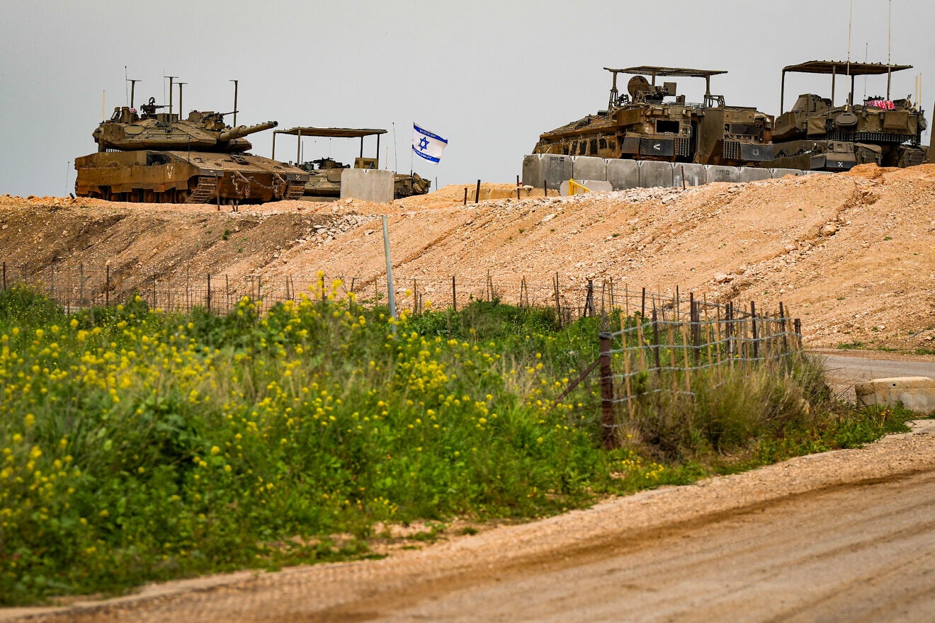 Israeli tanks on the Lebanese border, March 14, 2026. Photo by Ayal Margolin/Flash90.