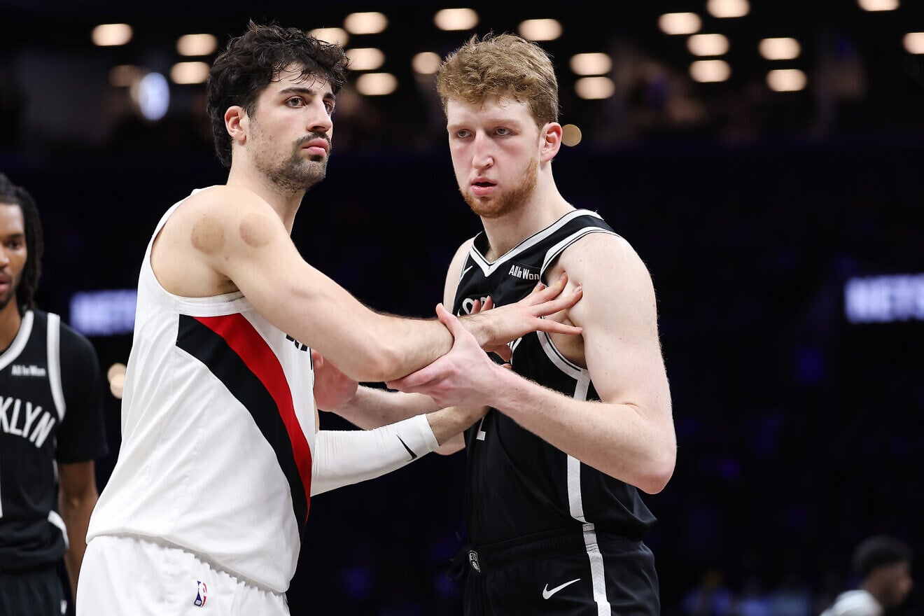 Israeli trio makes NBA history in Portland-Brooklyn game